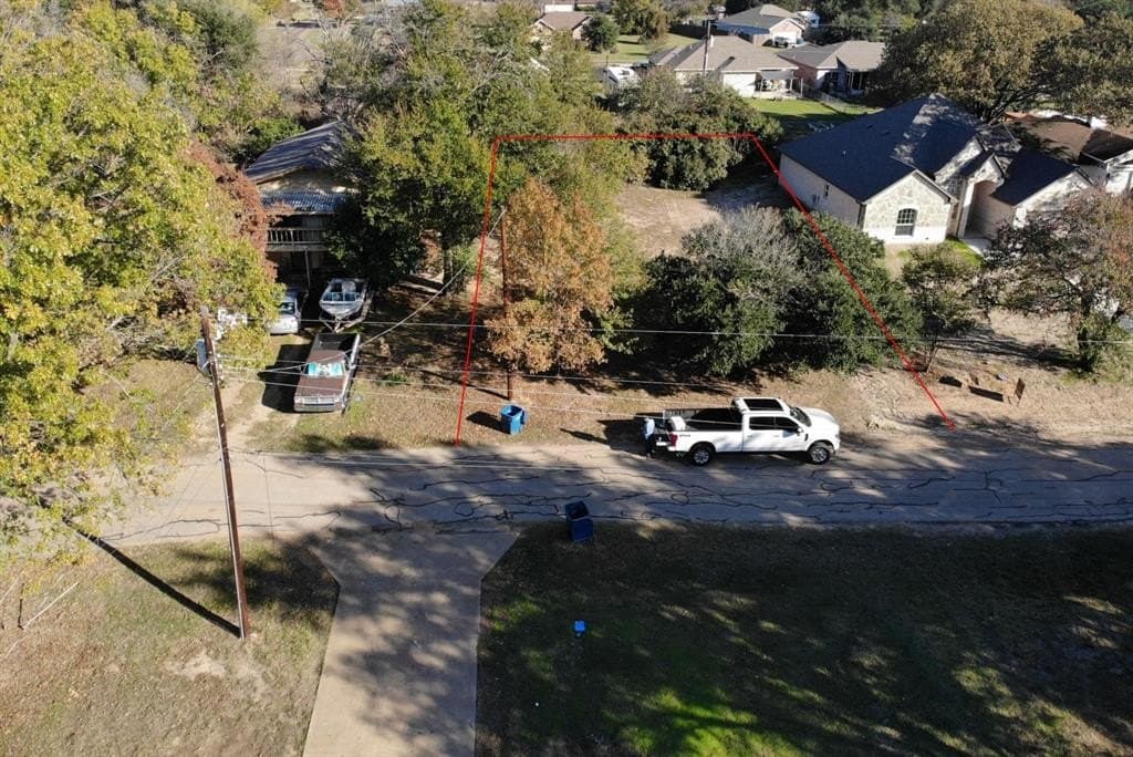 0.19 acres in Henderson County gallery image 4