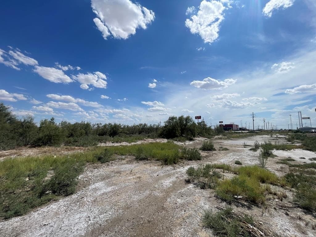 3.07 acres in Reeves County - photo 3