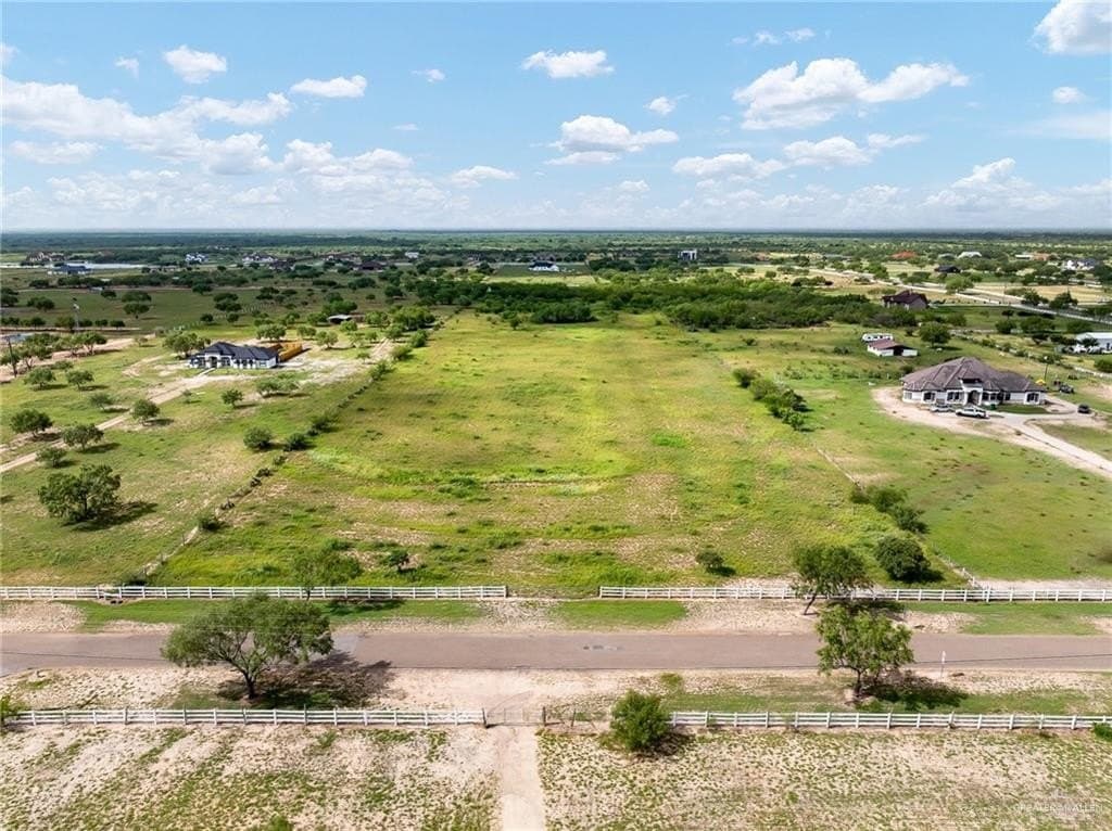 9.86 acres in Hidalgo County