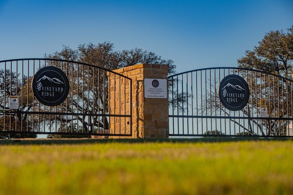 3.01 acres in Gillespie County gallery image 3