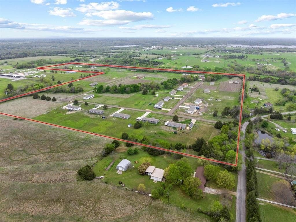 1.1 acres in Fannin County gallery image 4