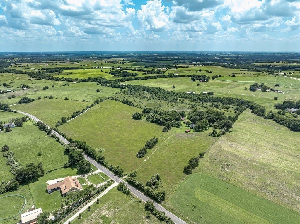 20 acres in Austin County gallery image 4
