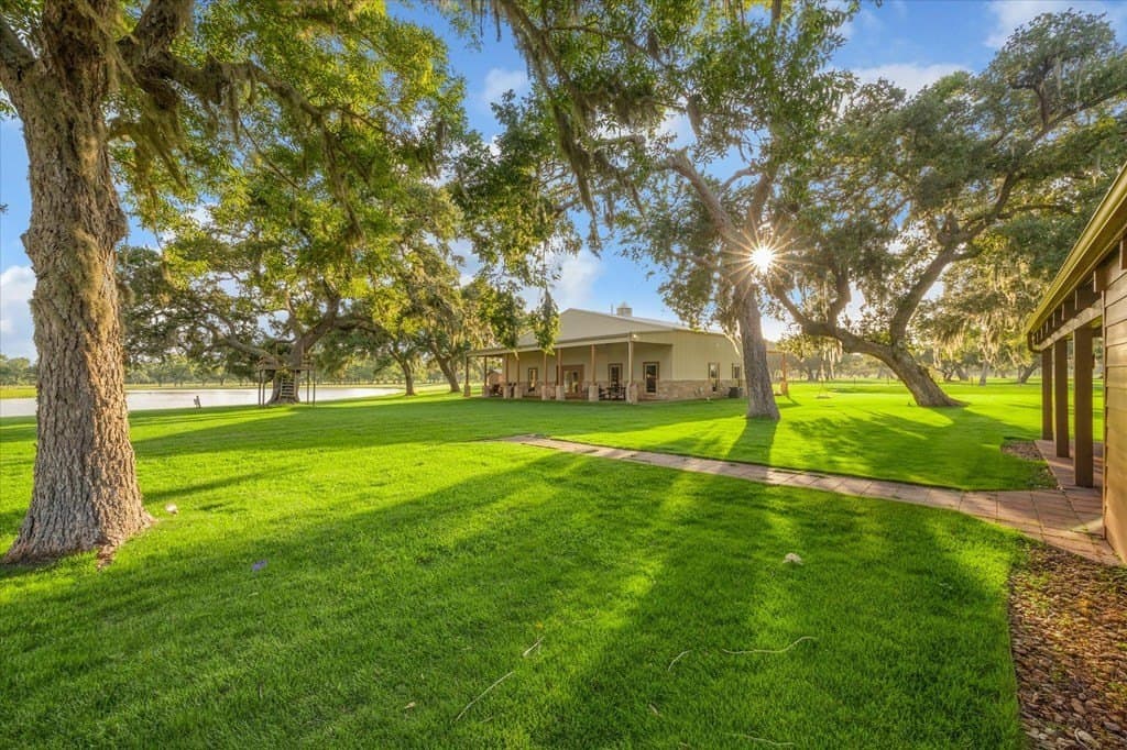 400.9 acres in Texas County featured view