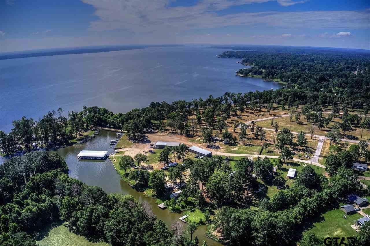 1.04 acres in Henderson County - photo 11