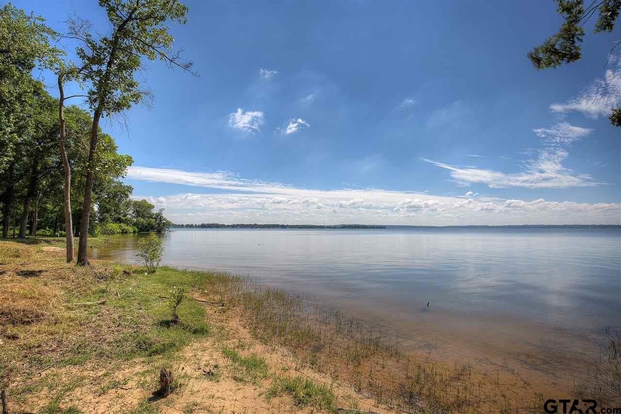 1.04 acres in Henderson County - photo 6