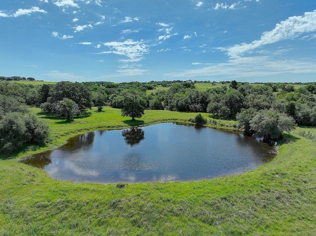 100 acres in Fayette County