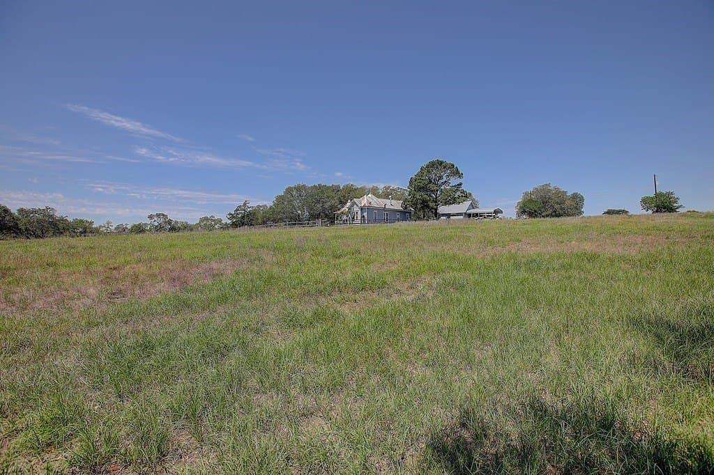 100 acres in Fayette County featured view