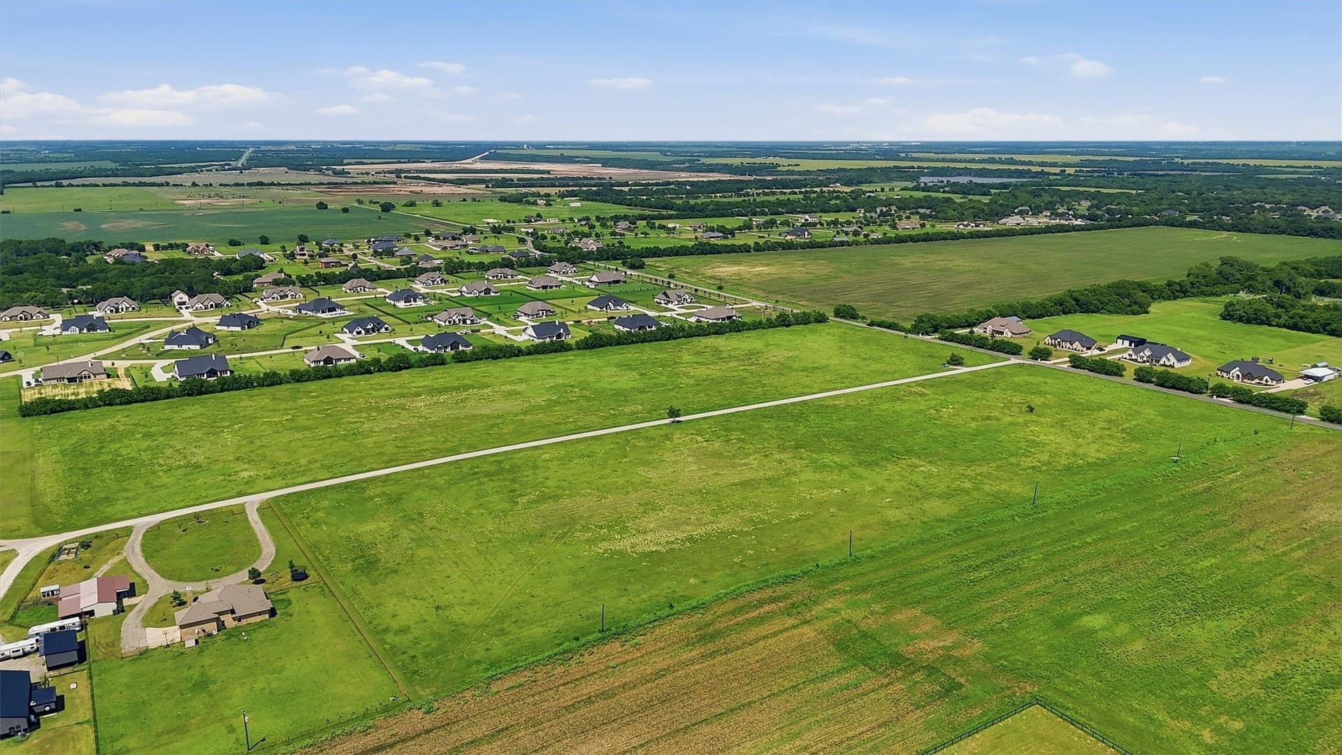 13.5 acres in Grayson County gallery image 3