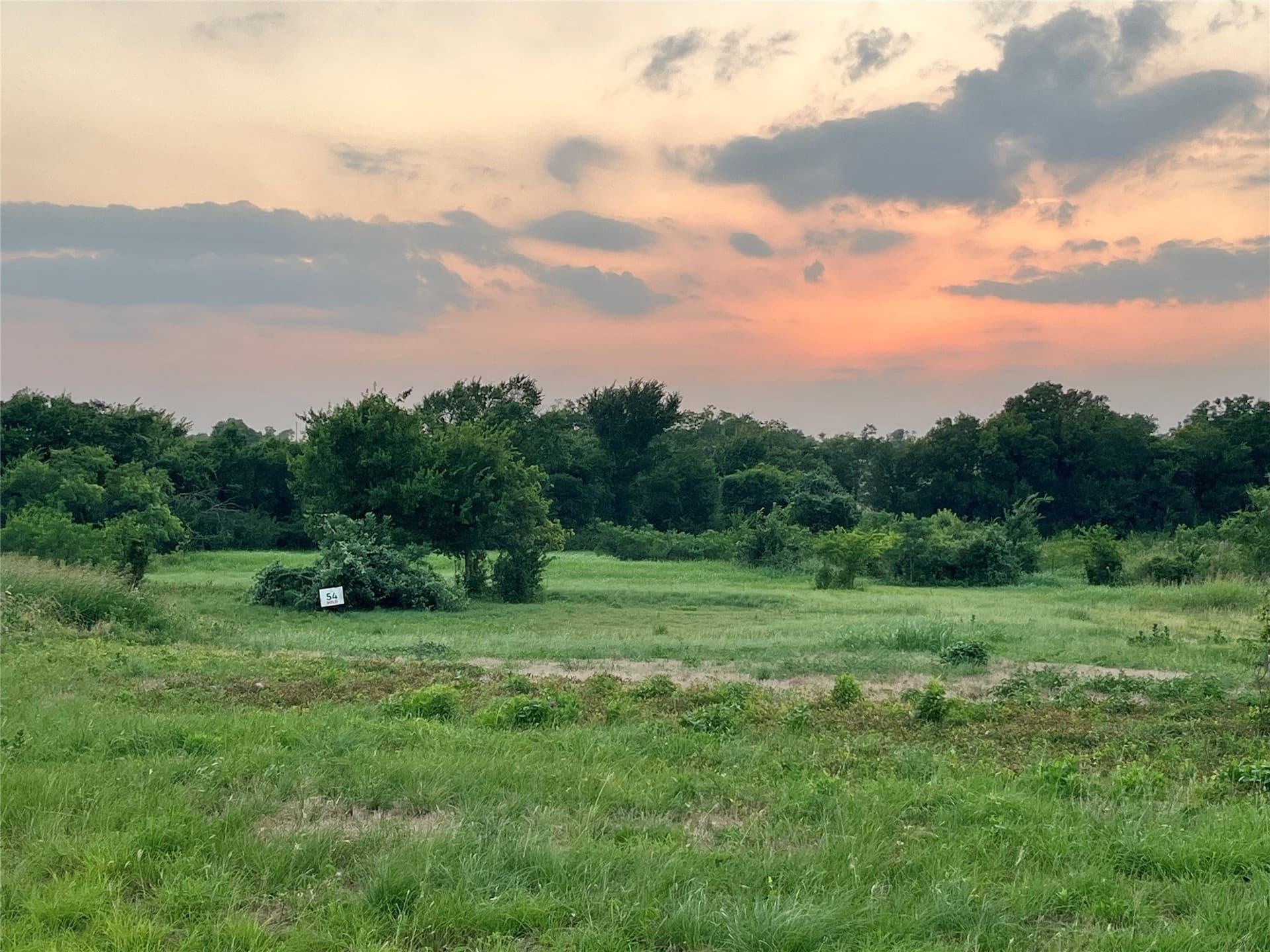 2.55 acres in Hill County
