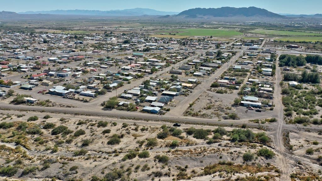 4 acres in Presidio County gallery image 4