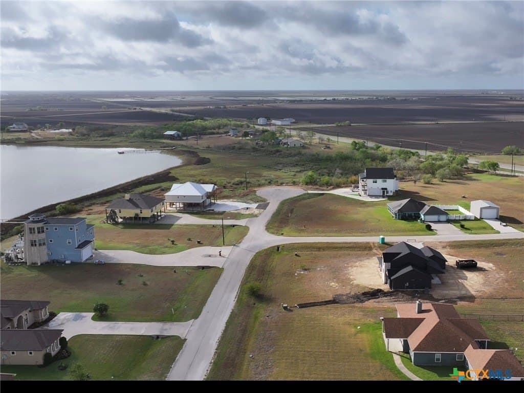 0.5 acres in Calhoun County - photo 8