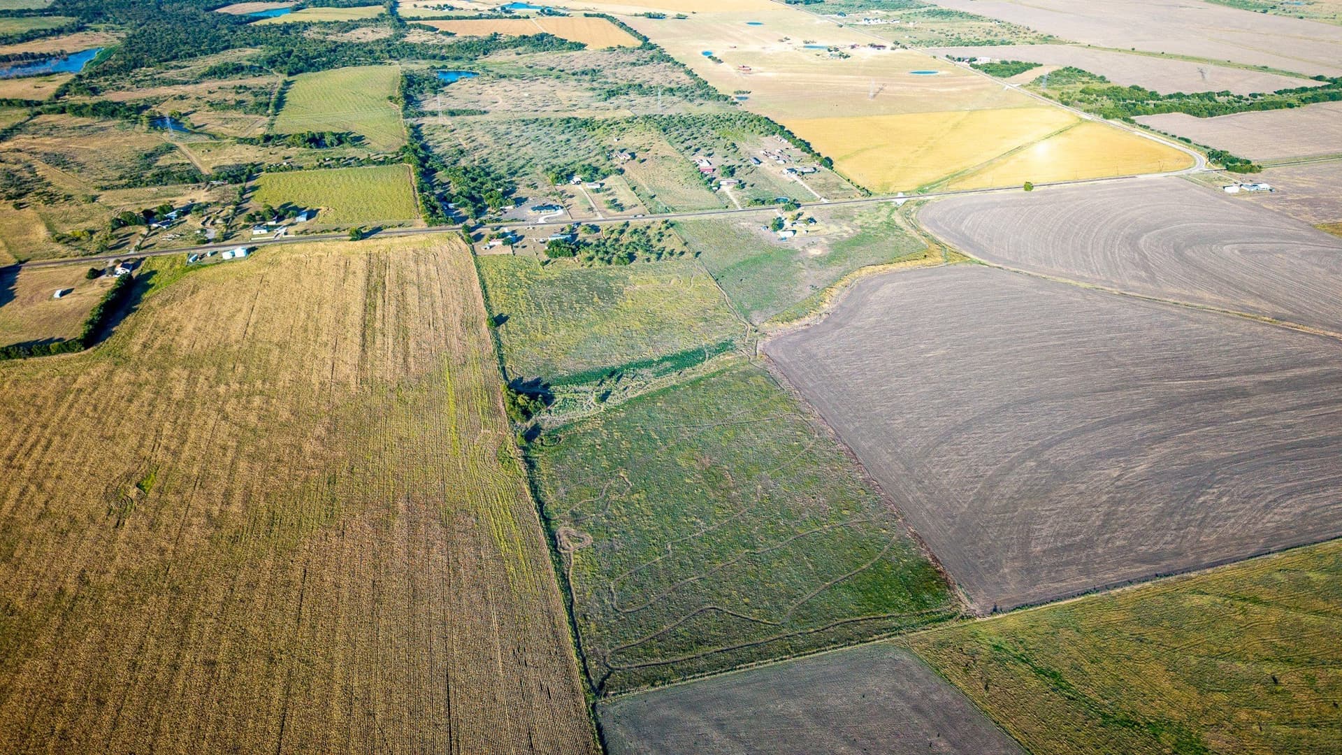 23.9 acres in Ellis County - photo 7