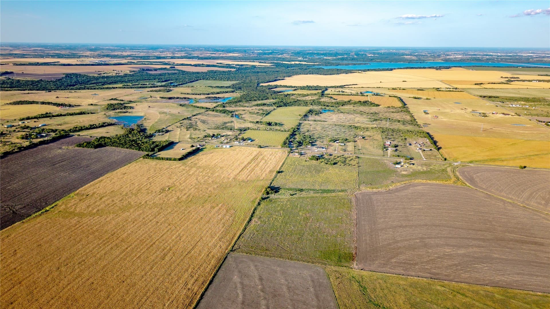 23.9 acres in Ellis County - photo 3
