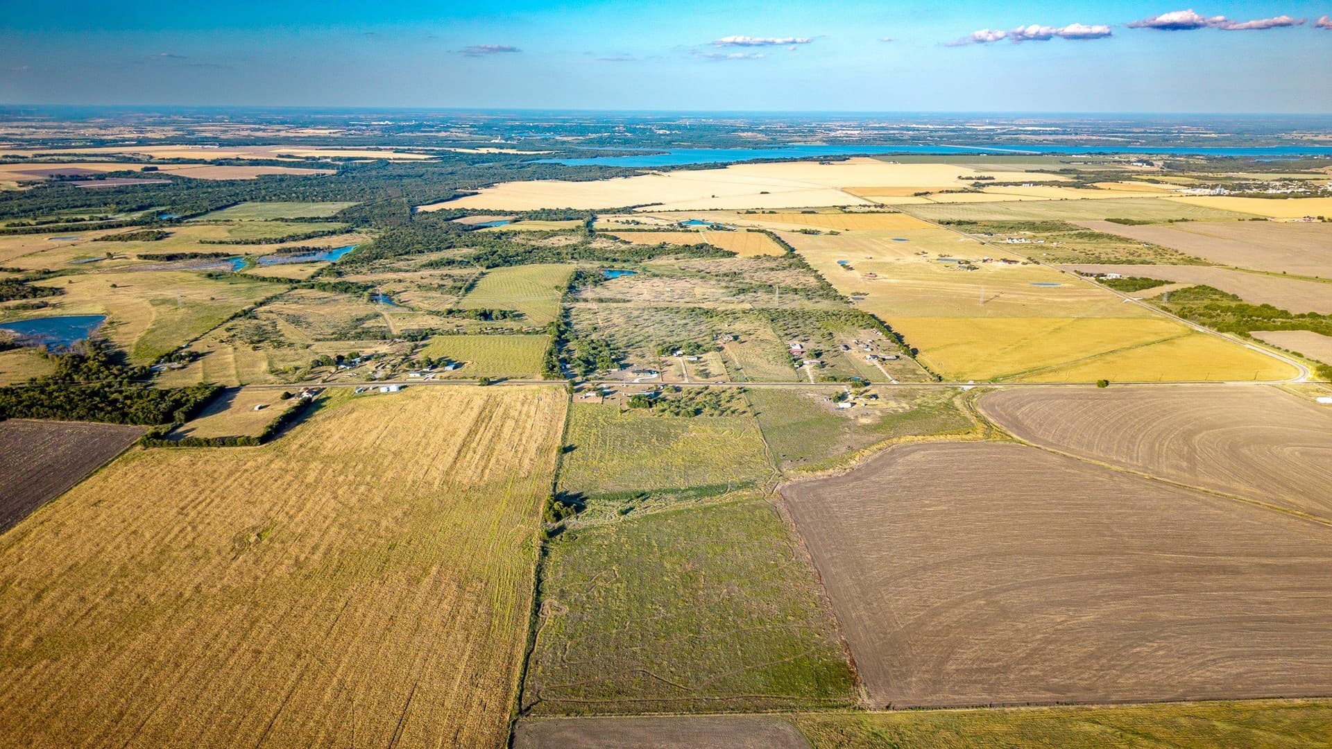 23.9 acres in Ellis County - photo 9