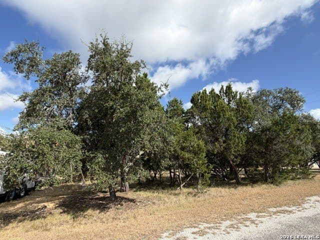 1.82 acres in Bandera County - photo 4