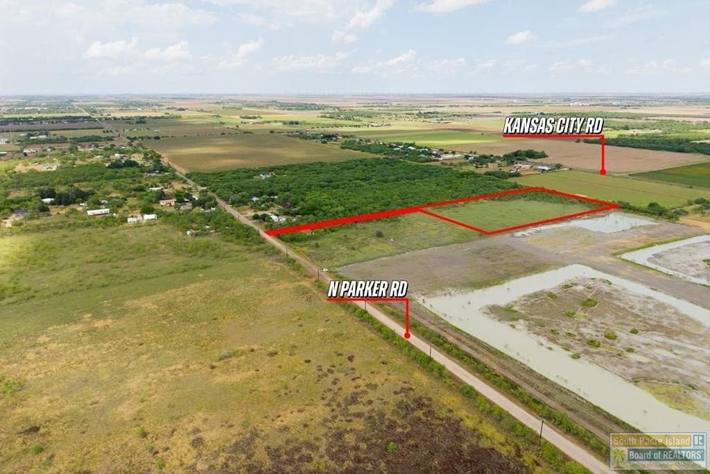 5.6 acres in Cameron County - photo 4
