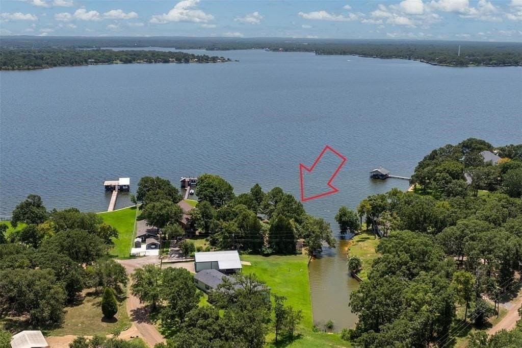 0.32 acres in Henderson County featured view