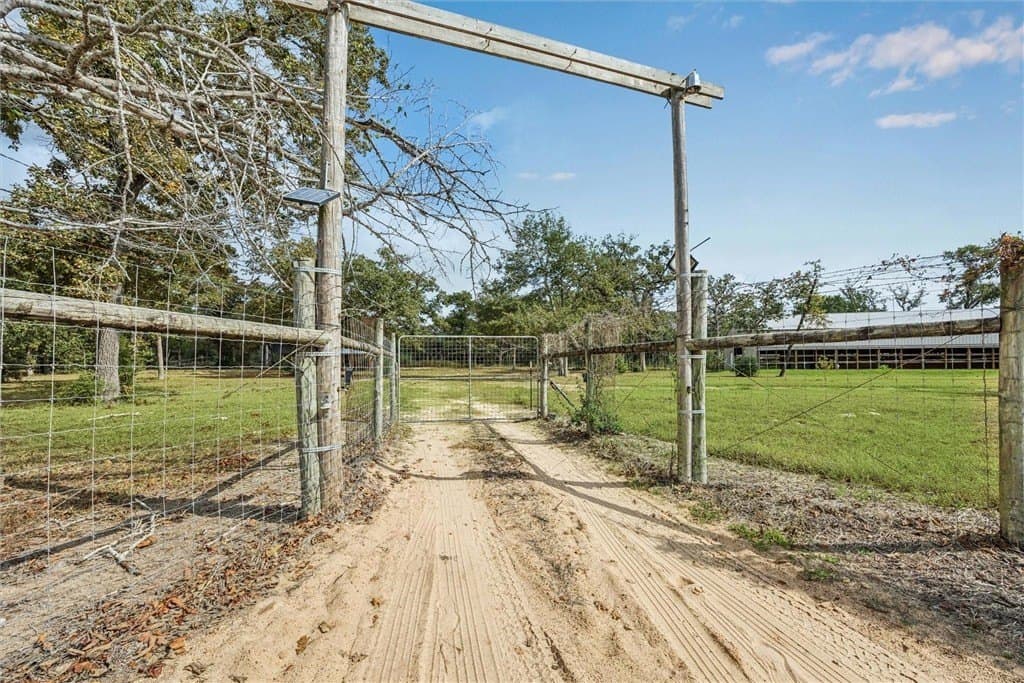 5.26 acres in AUSTIN County - photo 21