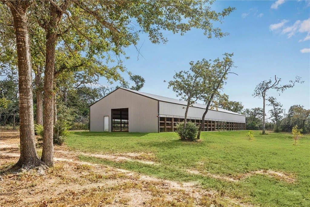 5.26 acres in AUSTIN County - photo 4