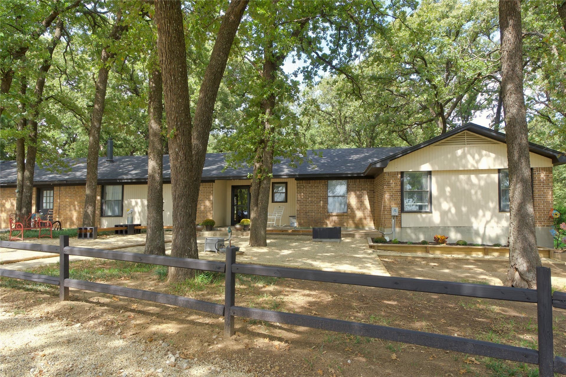10.04 acres in Cooke County - photo 2