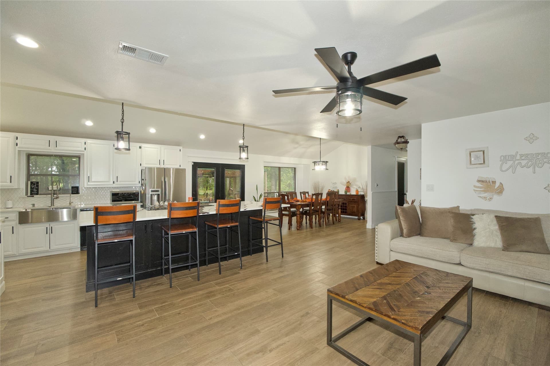 10.04 acres in Cooke County - photo 4