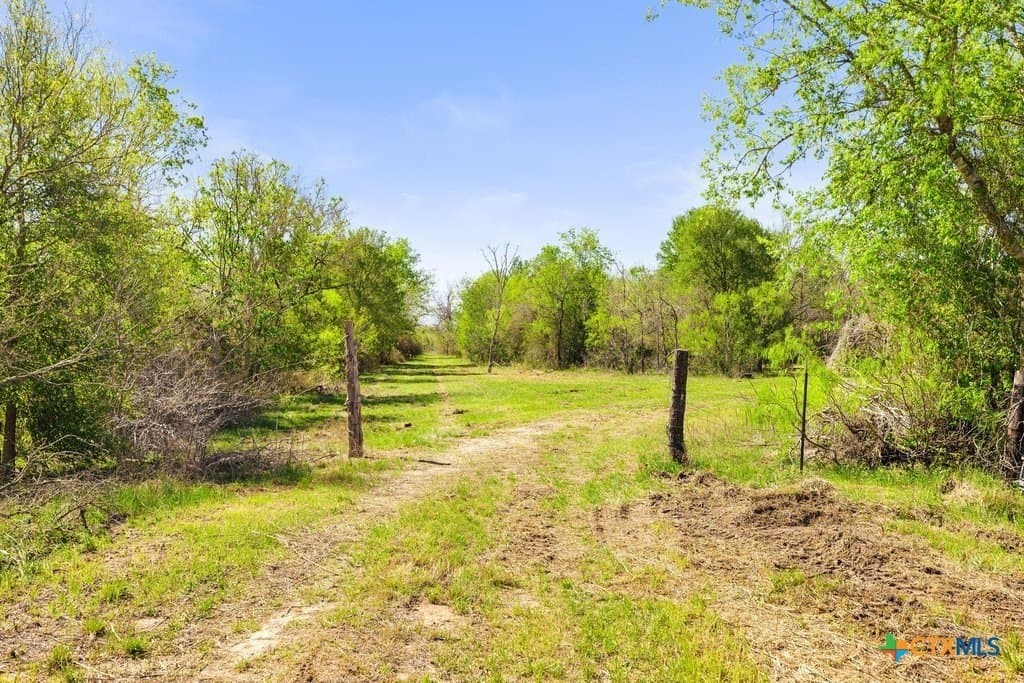 17.56 acres in Fayette County - photo 36