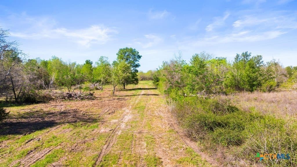 17.56 acres in Fayette County - photo 8