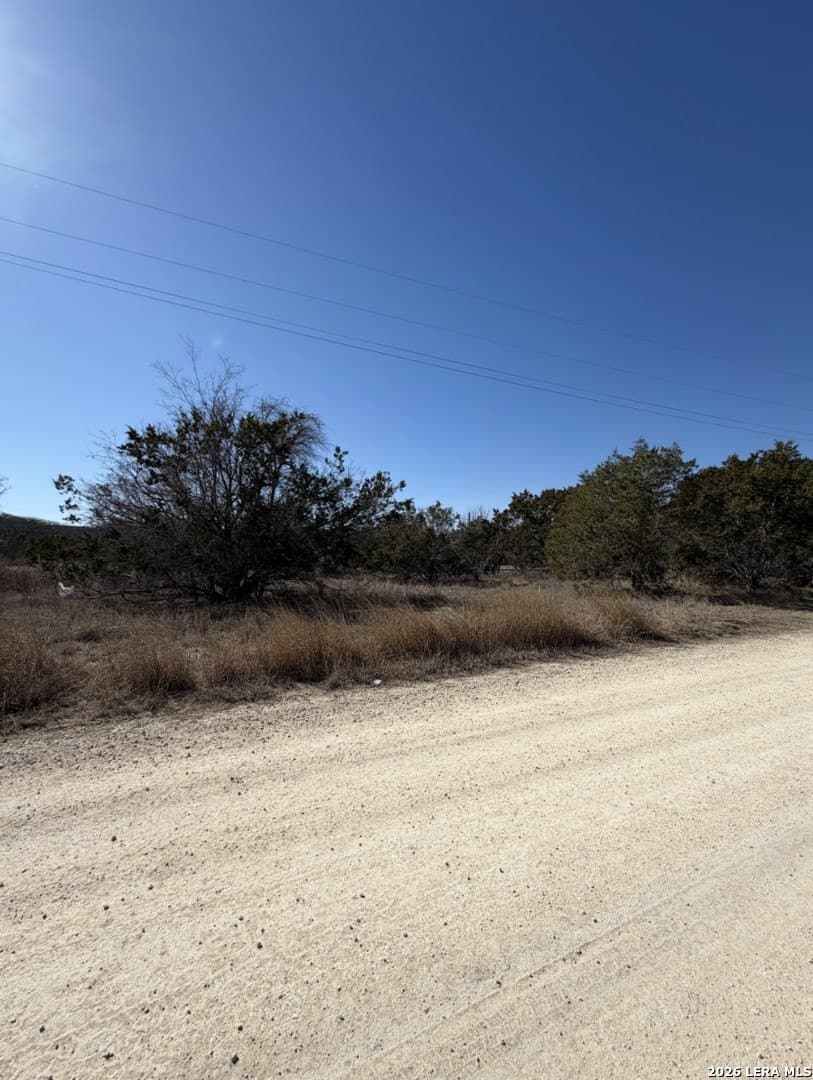 0.16 acres in Bandera County gallery image 3