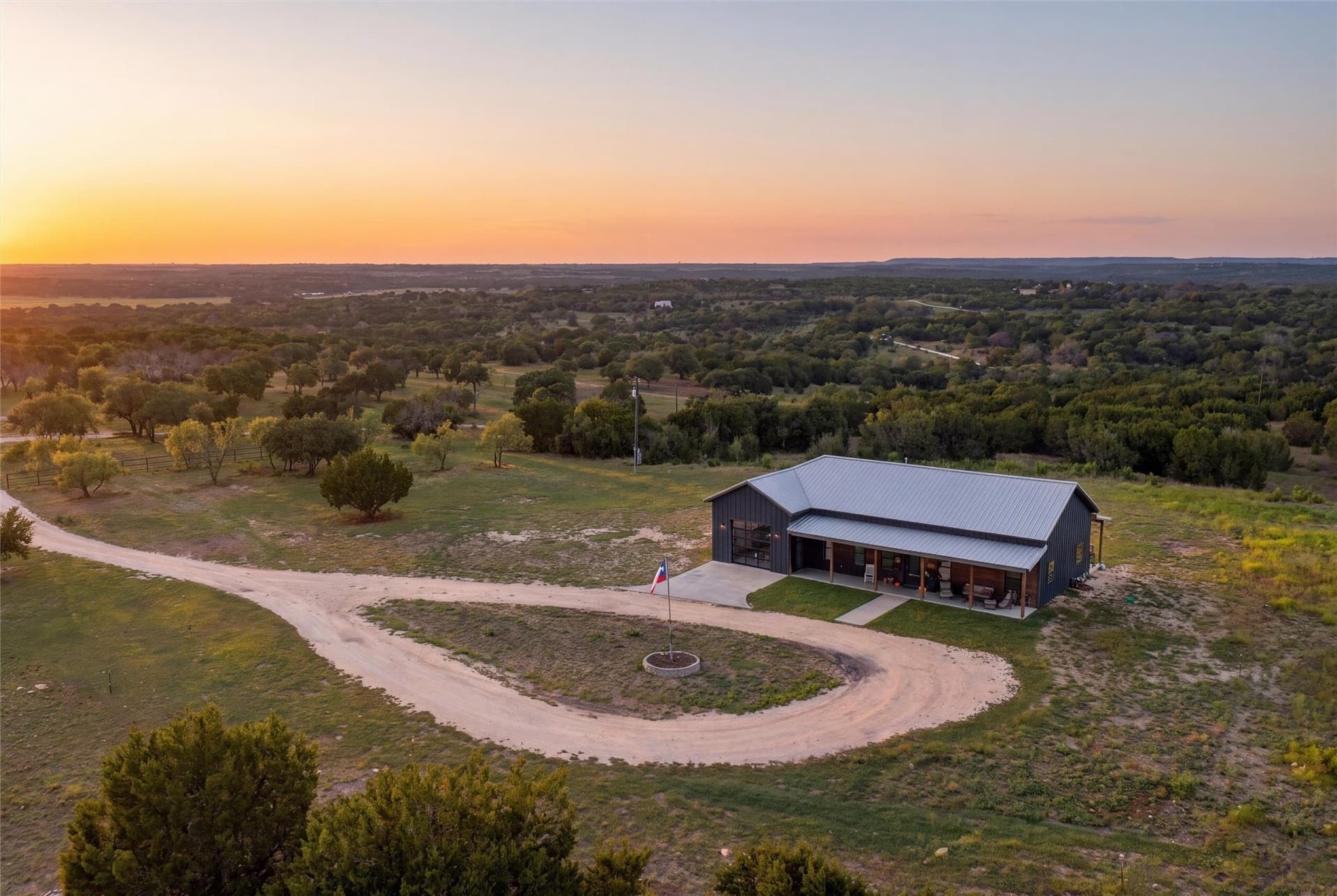 232.86 acres in Hamilton County - photo 4