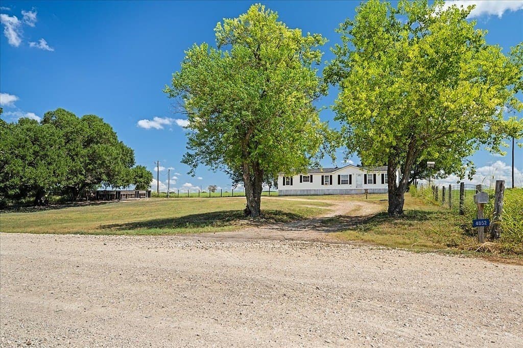 1 acres in Austin County - photo 3