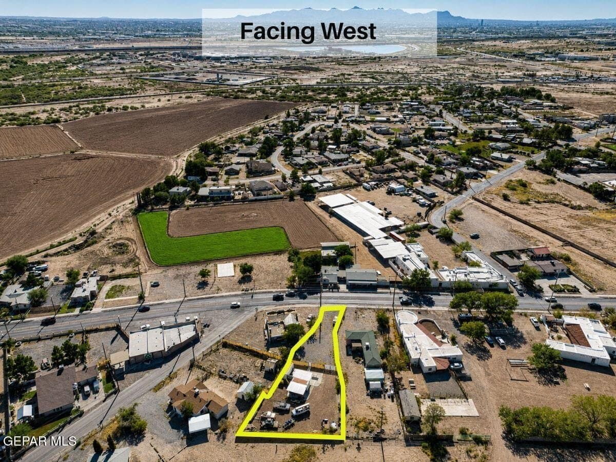0.3 acres in El Paso County - photo 8