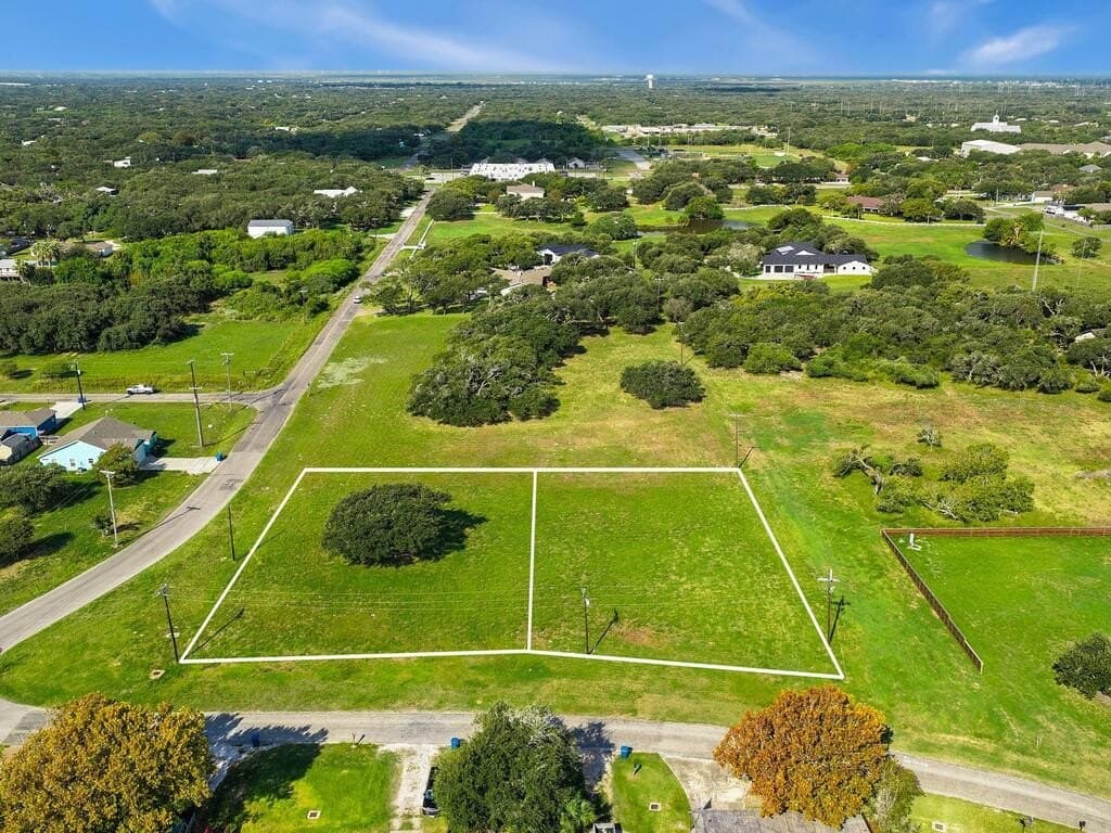 1 acres in Texas County - photo 8