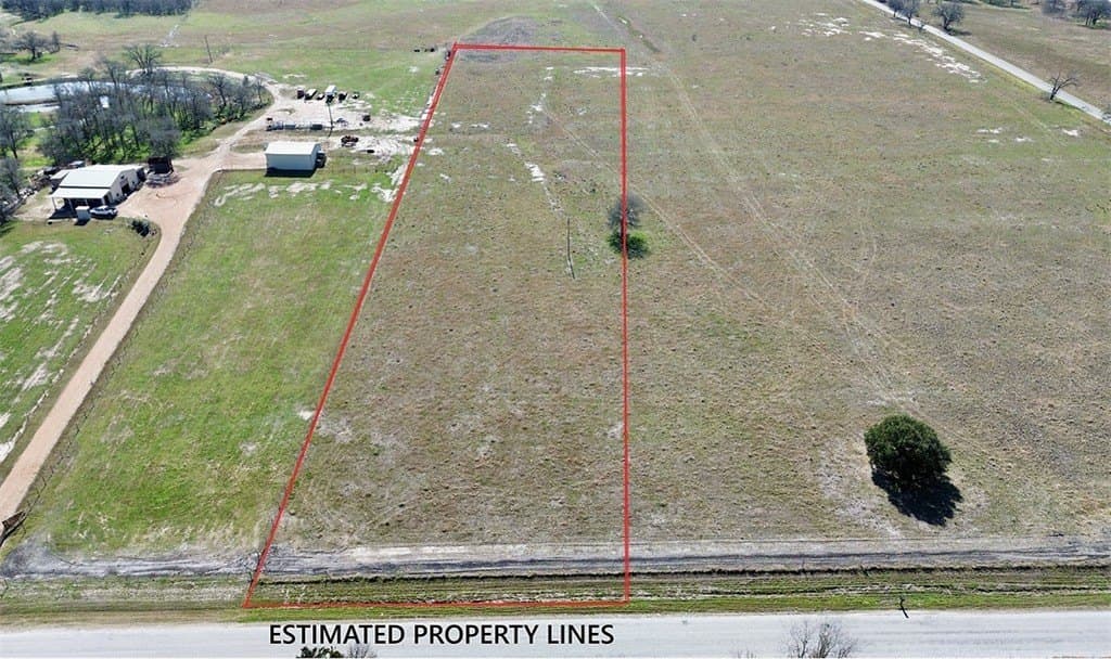 4 acres in Lee County