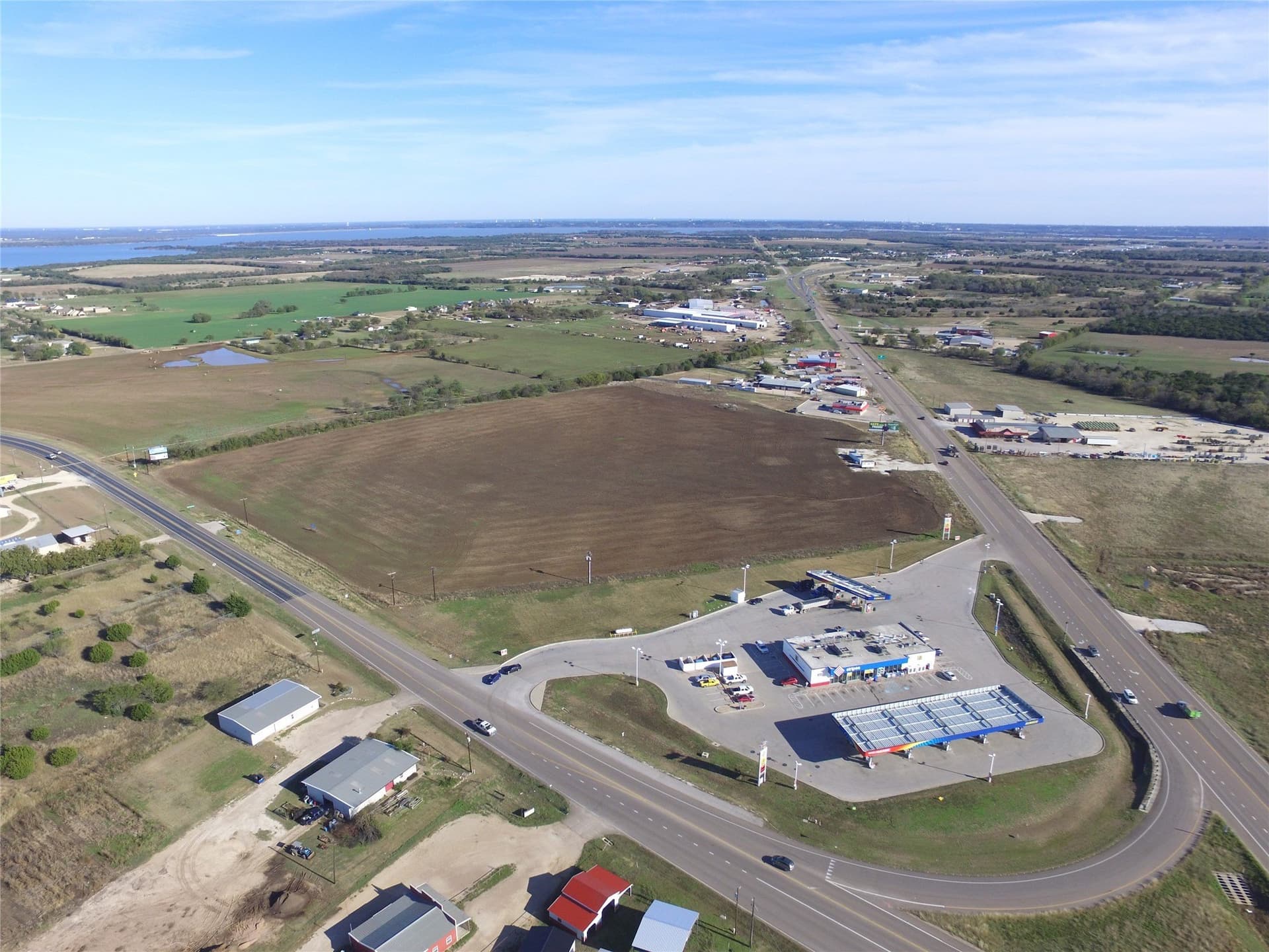 1.89 acres in McLennan County gallery image 2