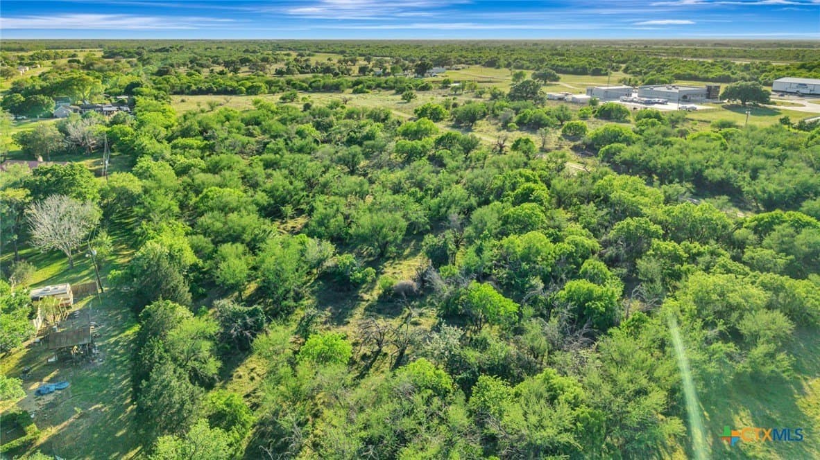 68 acres in Victoria County - photo 27