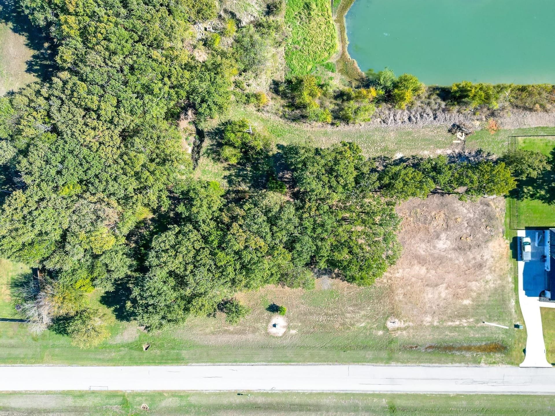 0.5 acres in Navarro County gallery image 4