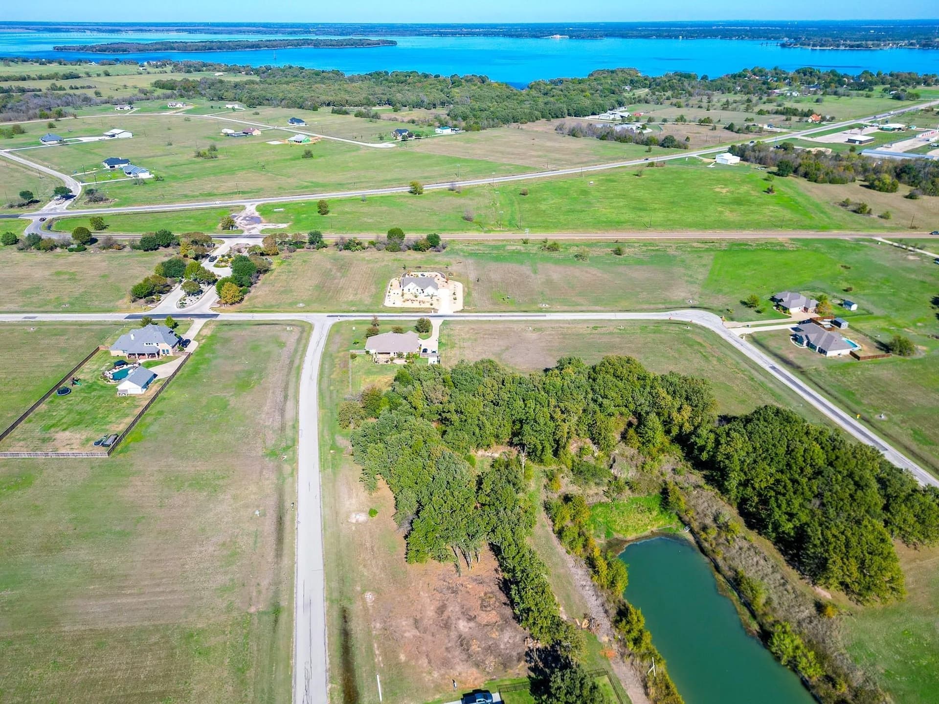 0.5 acres in Navarro County gallery image 3