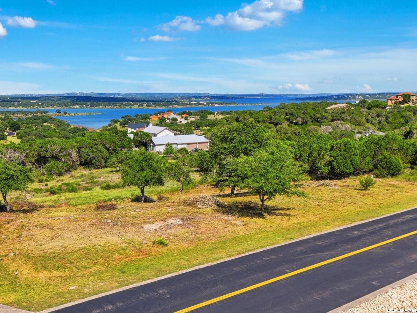 1.1 acres in Comal County - photo 3
