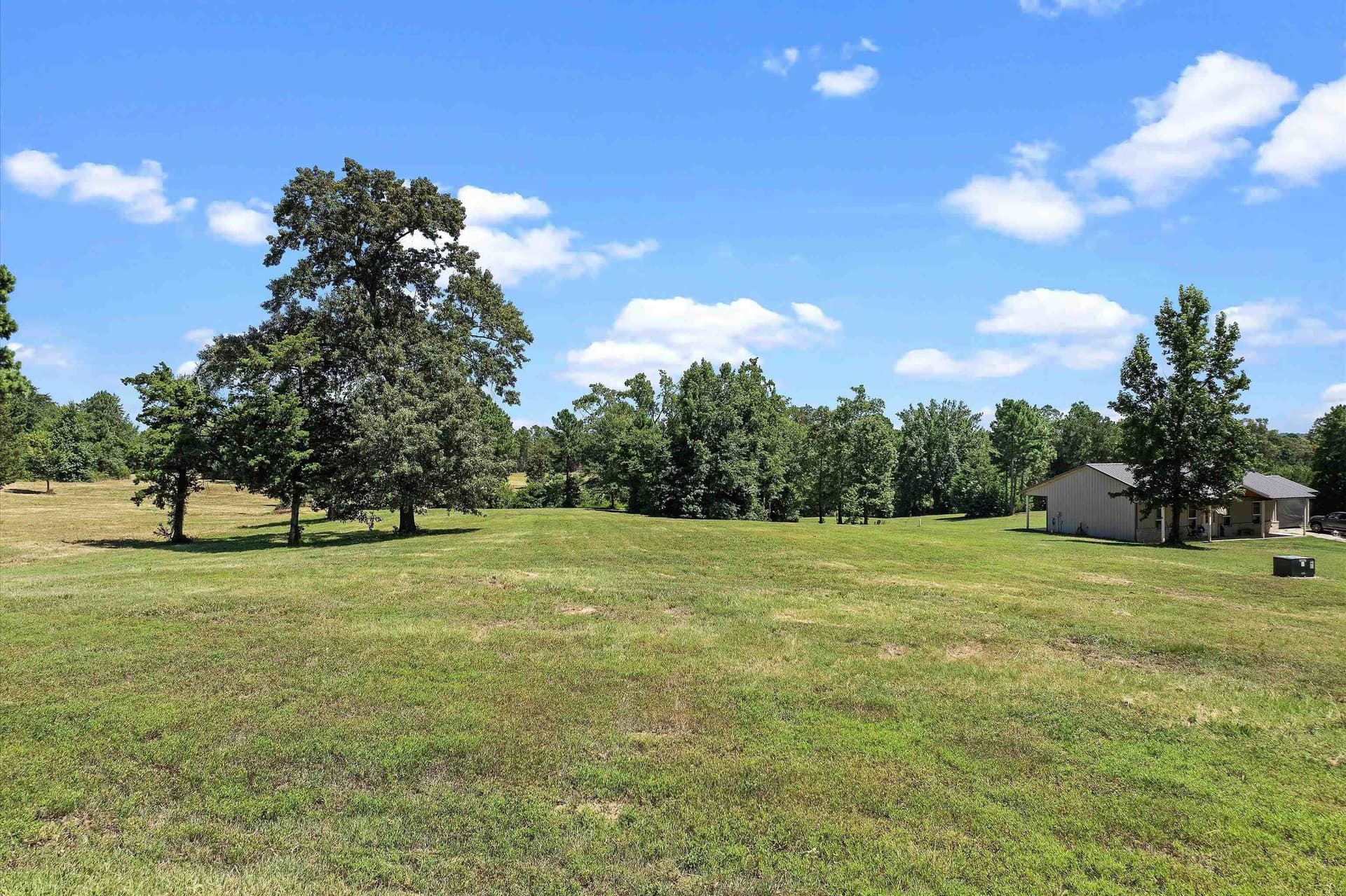 3.07 acres in Smith County gallery image 3