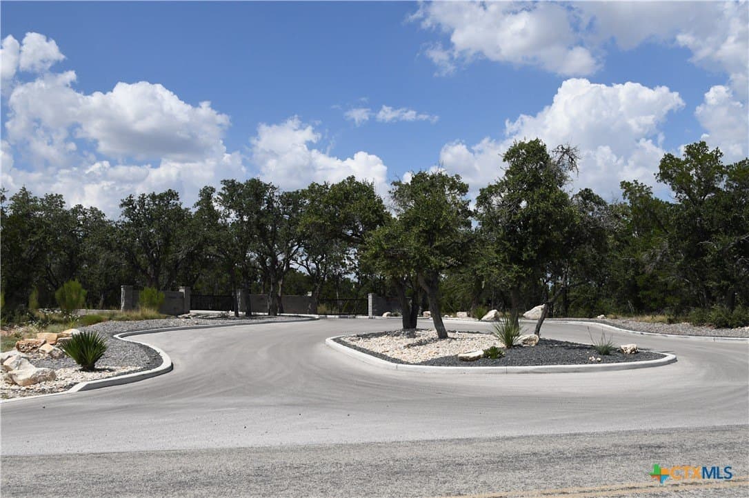 1.32 acres in Comal County - photo 3