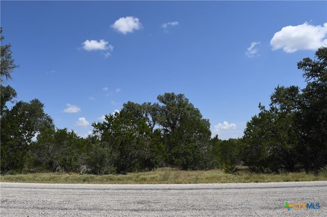 1.32 acres in Comal County