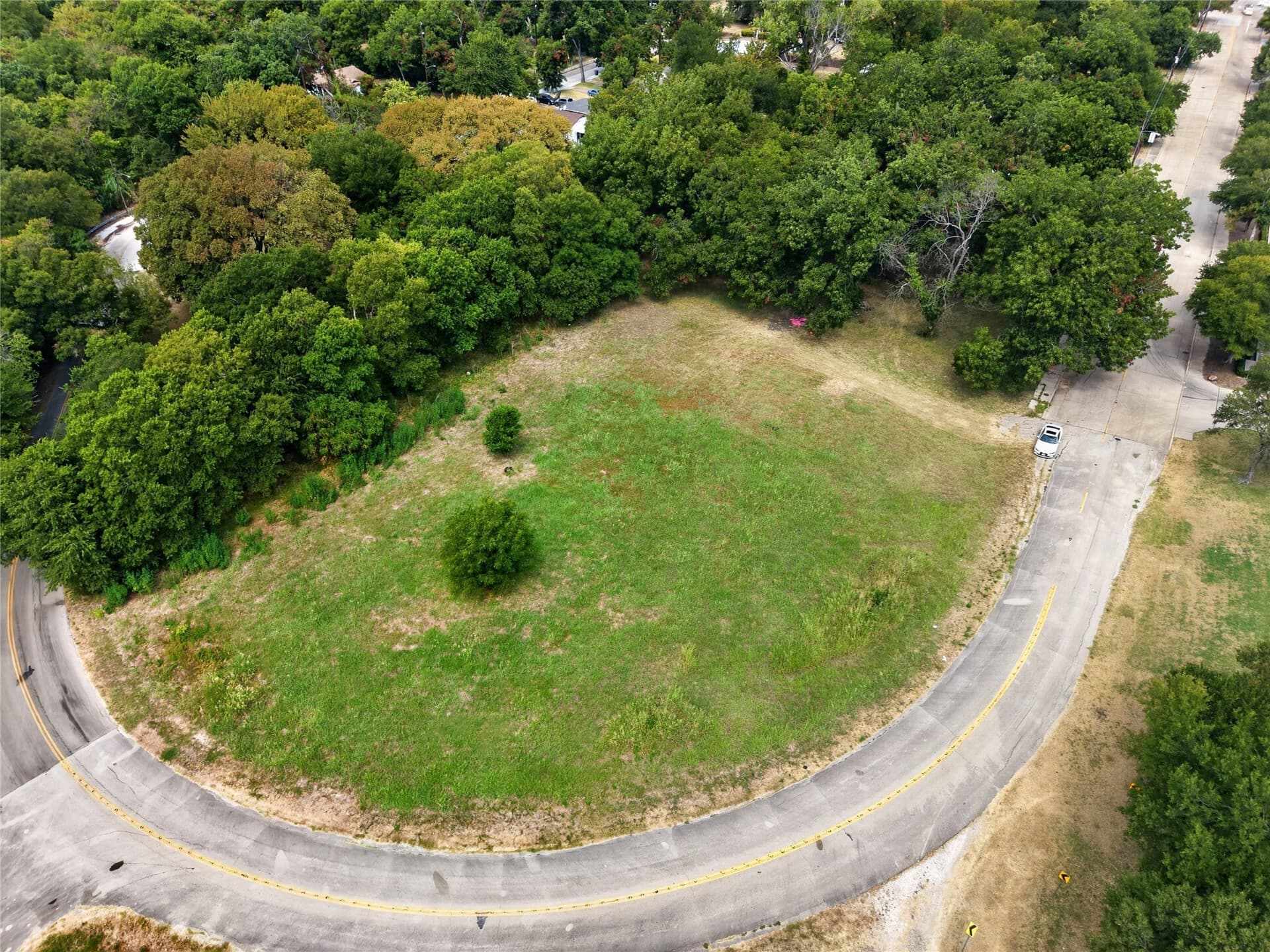 0.95 acres in Dallas County - photo 3