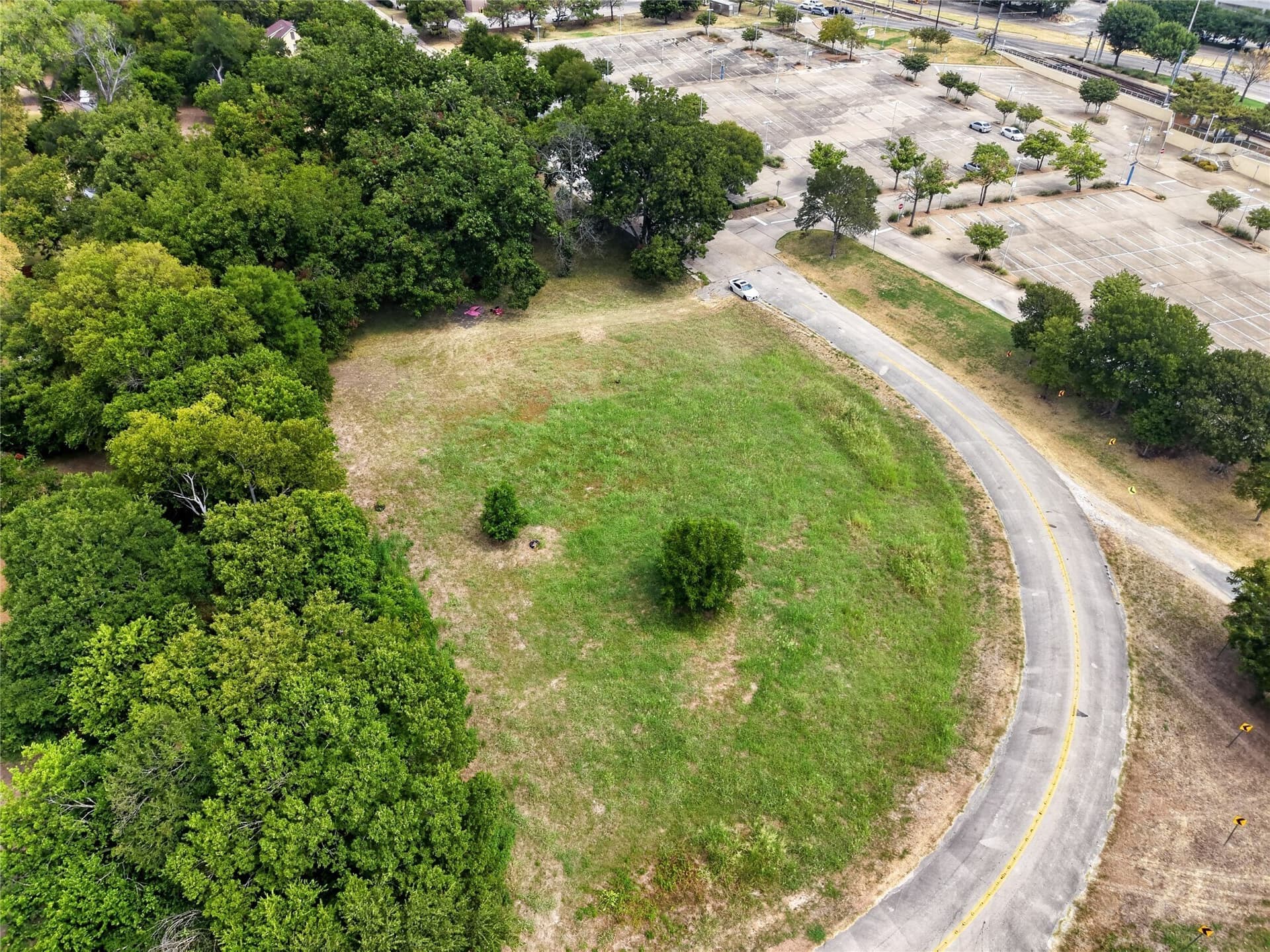 0.95 acres in Dallas County - photo 7
