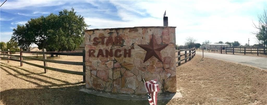 2.4 acres in Hill County