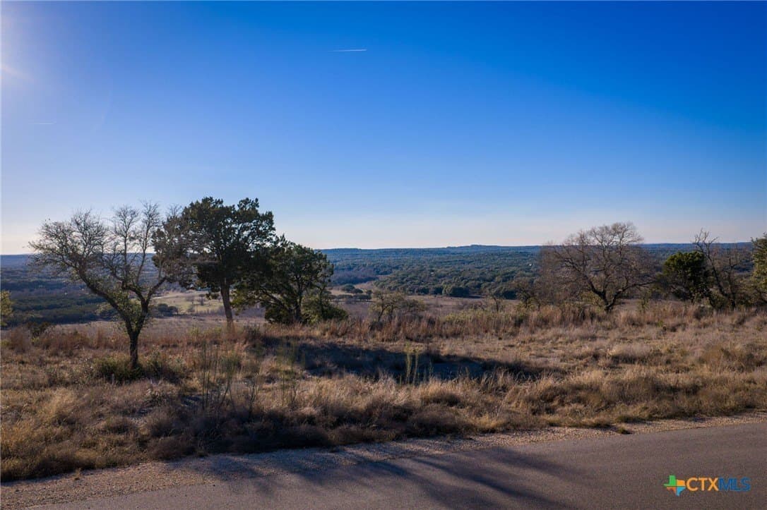 1.42 acres in Comal County - photo 14