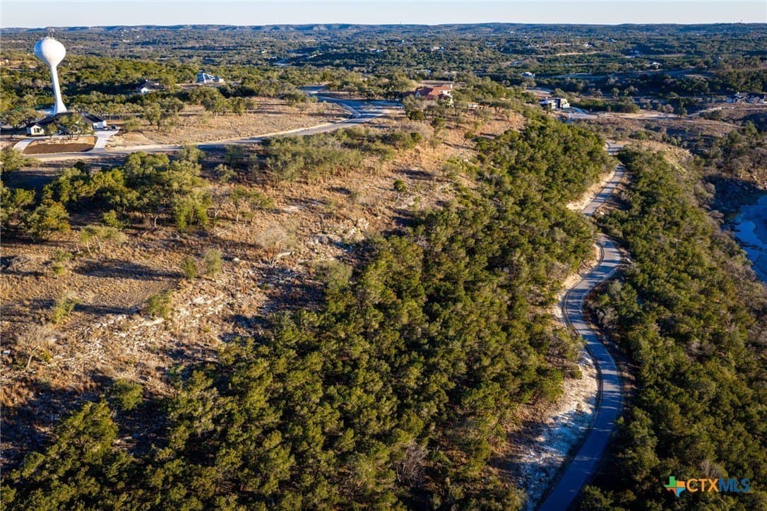1.42 acres in Comal County - photo 12