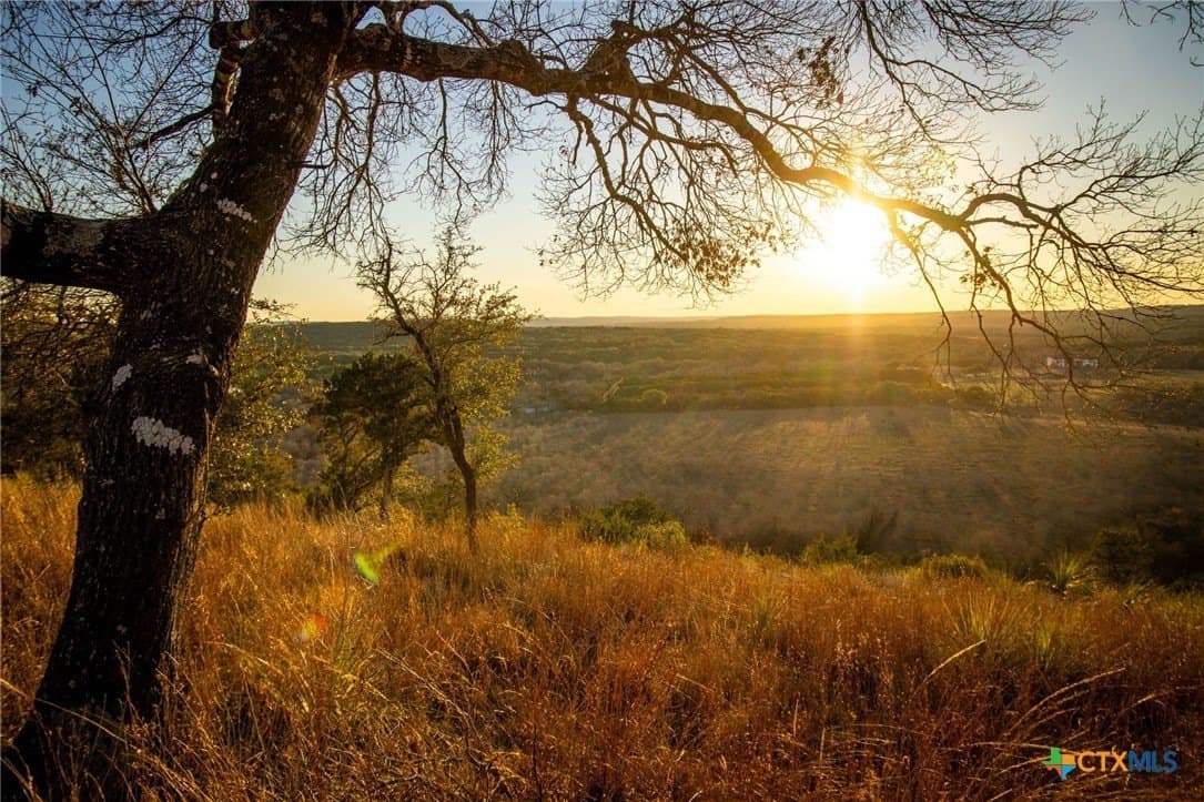 1.42 acres in Comal County - photo 17