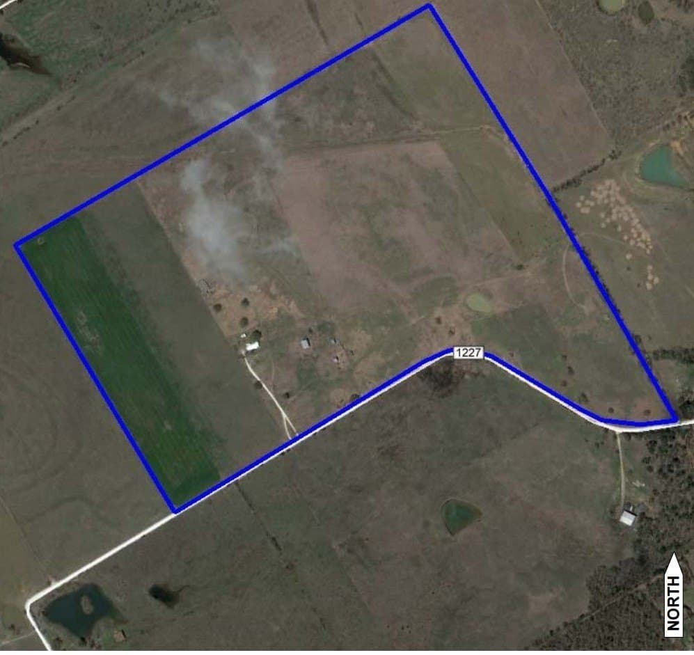 113.88 acres in Hill County - photo 10