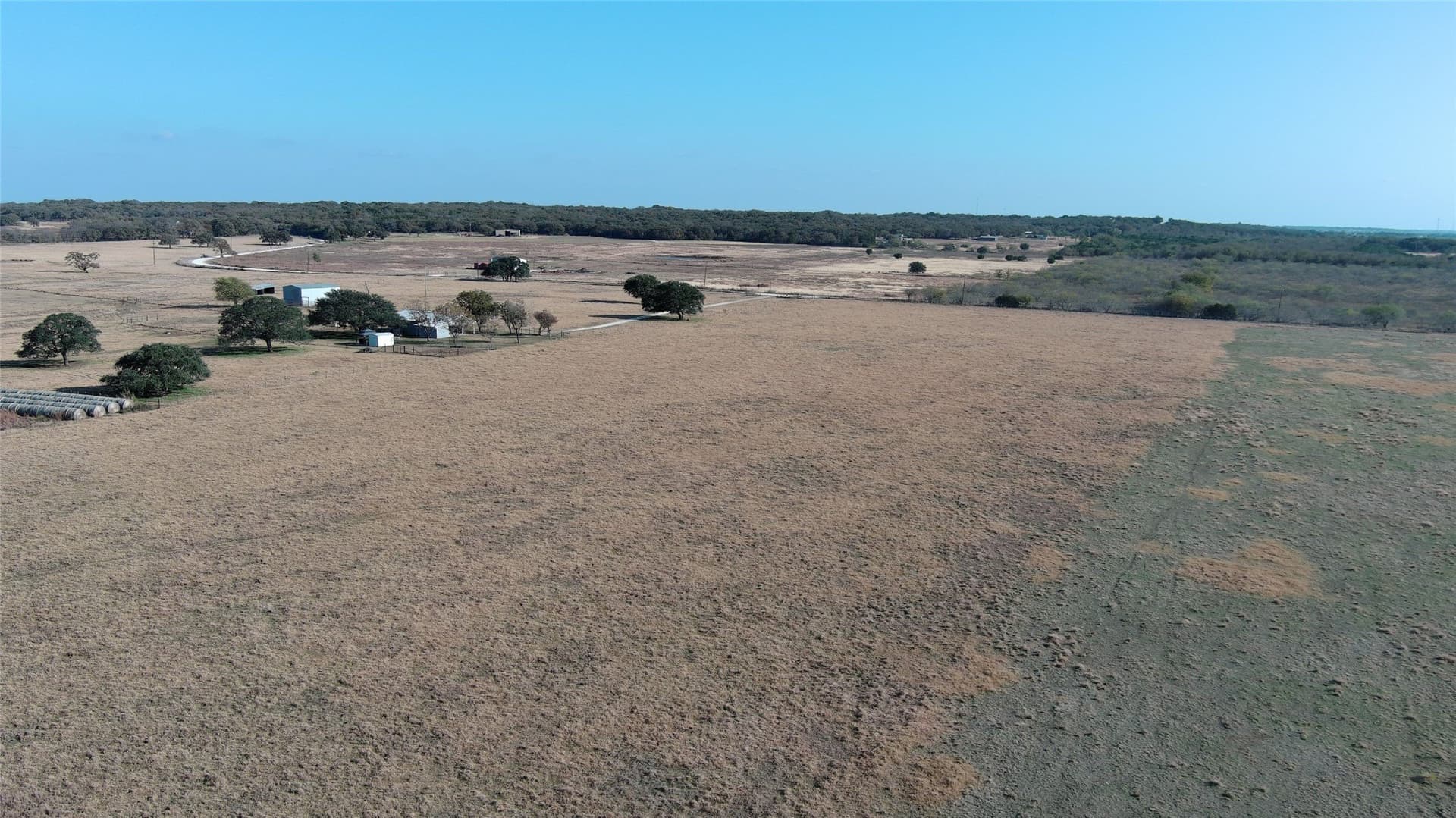 113.88 acres in Hill County - photo 3