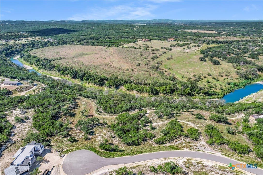 1.72 acres in Comal County - photo 10